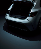 トヨタ 新型カローラスポーツ用 モデリスタカスタマイズアイテム