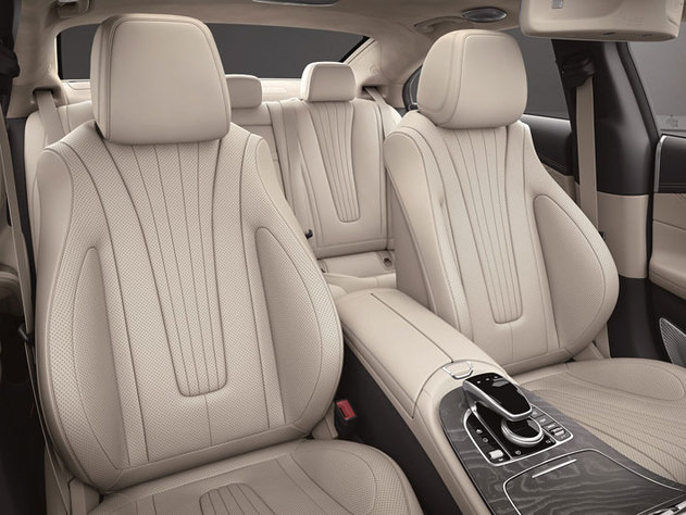 メルセデスベンツ新型CLS内装　エクスクルーシブパッケージ