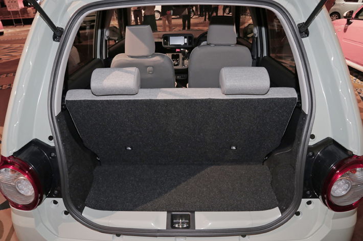 ダイハツ 新型TOCOT(トコット)　アナザースタイルパッケージ／クールスタイル