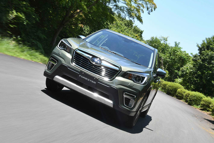 スバル 新型フォレスター Vs 日産 エクストレイル どっちが買い 徹底比較 画像ギャラリー No 1 徹底比較 人気新型車比較 22年 Mota