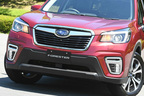 スバル 新型フォレスター Premium（プレミアム）
