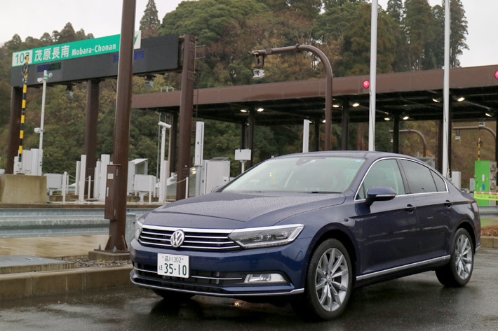 Vw パサート Tdiハイライン 燃費レポート 欧州ディーゼルの実力を徹底評価 低燃費にこだわるなら 最新の実燃費が丸わかり 燃費レポート Mota