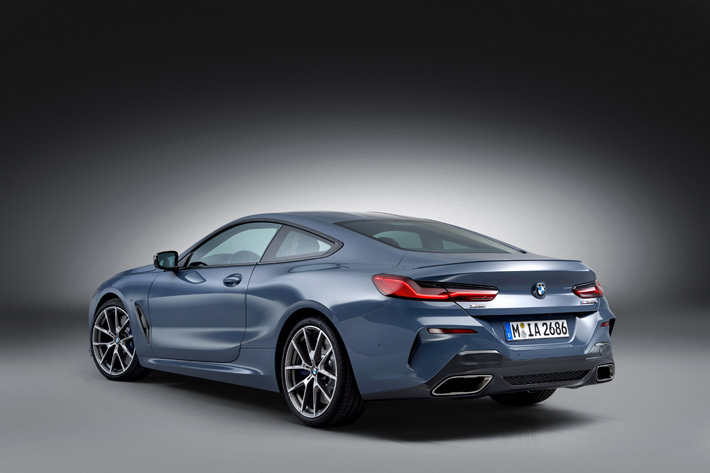 BMW 8シリーズ