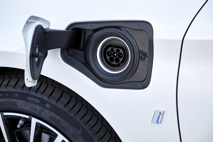 BMW 新型 225xe iPerformance