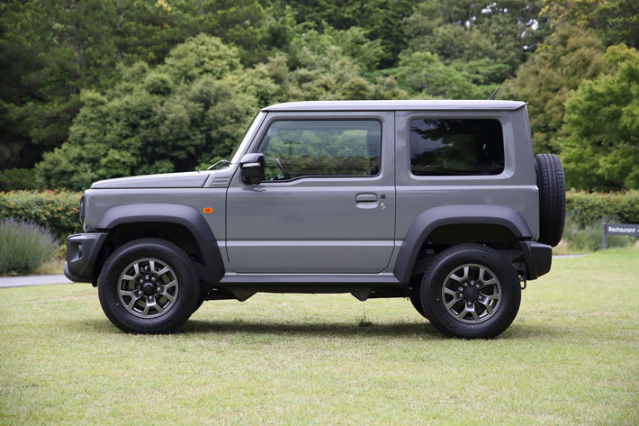 スズキ 新型ジムニーシエラ