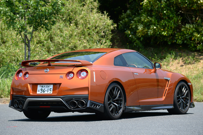 日産 GT-R