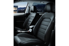 フォルクスワーゲン e-Golf Premium　レザーシートイメージ