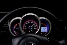ホンダ N-BOXスラッシュ特別仕様車「INDIE ROCK STYLE」