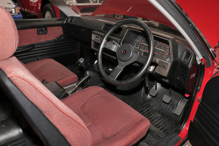 日産 スカイラインハードトップ ターボRS(1983年式)[同乗試乗]｜日産ヘリテージコレクション 取材会[2018年6月27日／日産座間事業所(神奈川県座間市)]