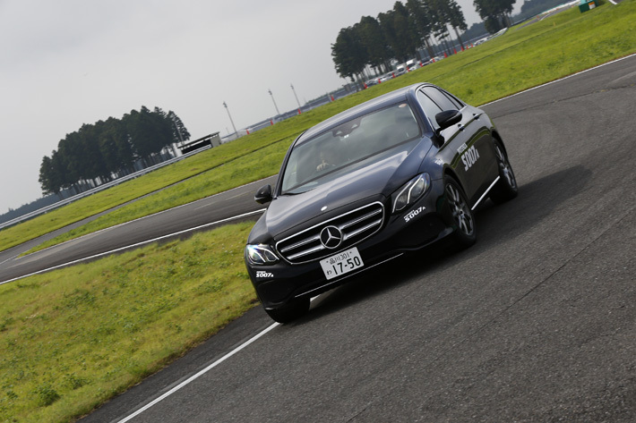 メルセデス・ベンツ E200