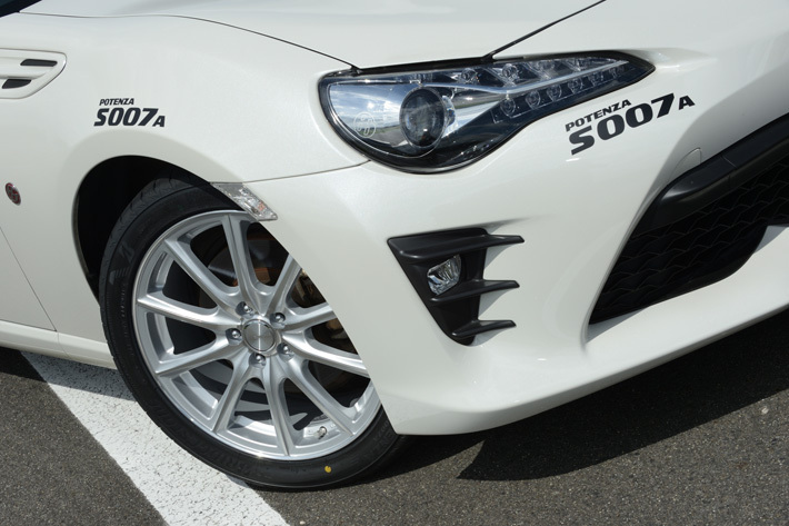 ブリヂストン ポテンザ S007A