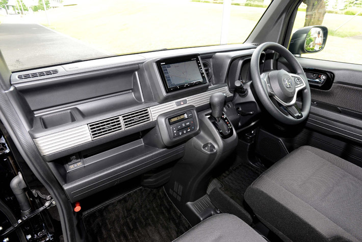 ホンダ 新型N-VAN／+STYLE COOL Honda SENSING／プレミアムベルベットパープル・パーツII