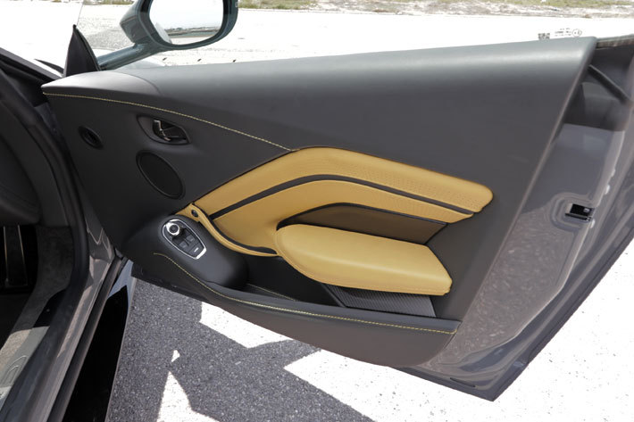 アストンマーティン 新型ヴァンテージ