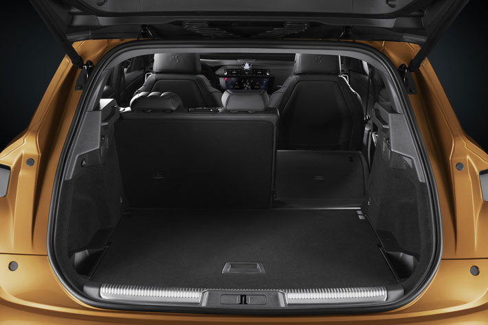 DS Automobiles　新型DS7