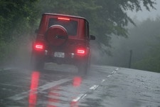 Mercedes-AMG G63（外装色：designoヒヤシンスレッド│内装色：ブラック）