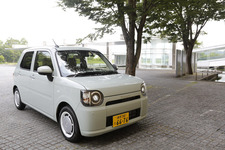 ダイハツ 新型ミラトコット／G SAIII セラミックグリーンメタリック