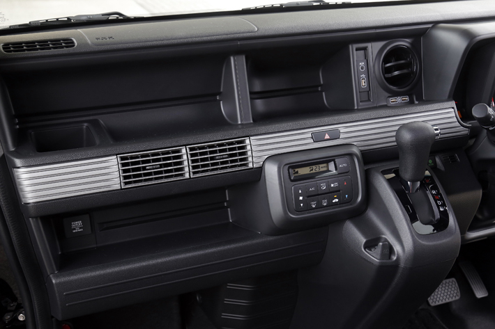 ホンダ N-VAN +STYLE FUN Honda SENSING