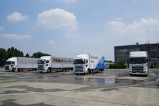 日野 新型プロフィア