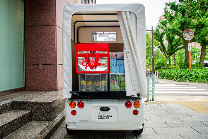 オフィスグリコに納入された光岡 Like-T3（ライク ティースリー）