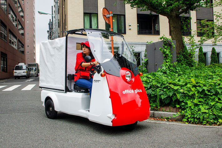 オフィスグリコに納入された光岡 Like-T3（ライク ティースリー）