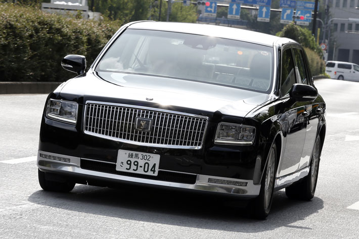 トヨタ　センチュリー 03111428614_fbfa.JPG