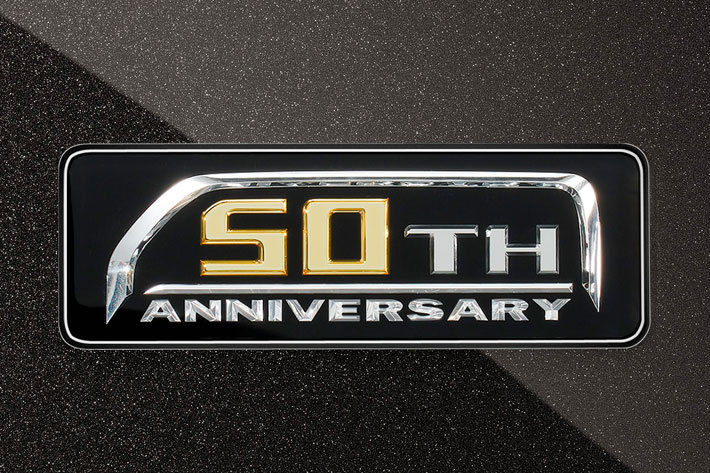 トヨタ ハイエース 特別仕様車 スーパーGL”50TH ANNIVERSARY LIMITED”