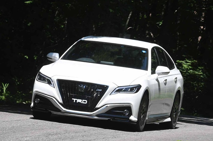 TRDパーツでカスタムした新型クラウンに試乗｜ドイツ車とも張り合える