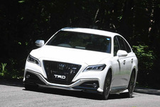 TRDパーツでカスタムした新型クラウンに試乗｜ドイツ車とも張り合える