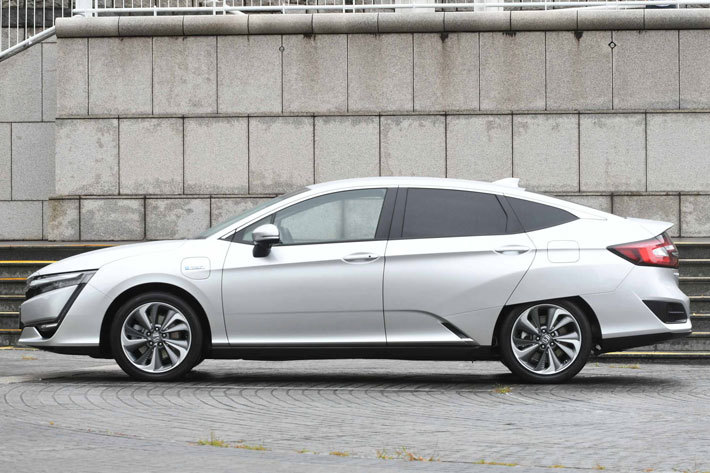ホンダ 新型クラリティPHEV