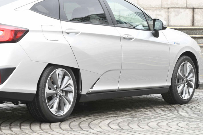 ホンダ 新型クラリティPHEV