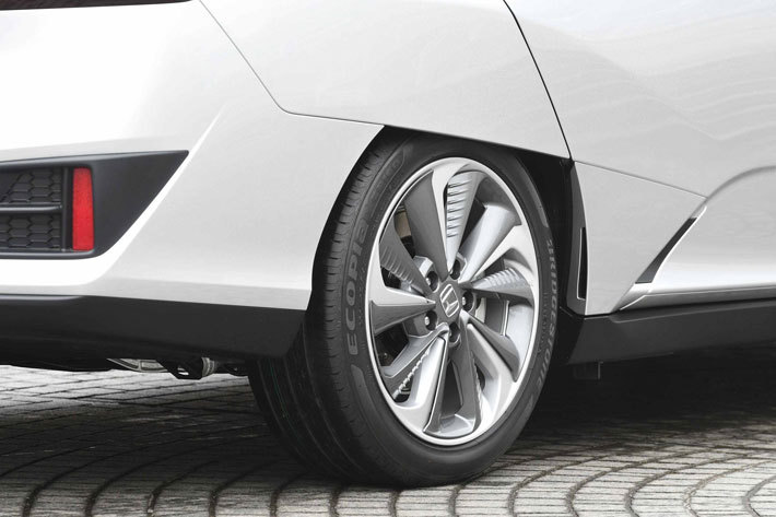 ホンダ 新型クラリティPHEV