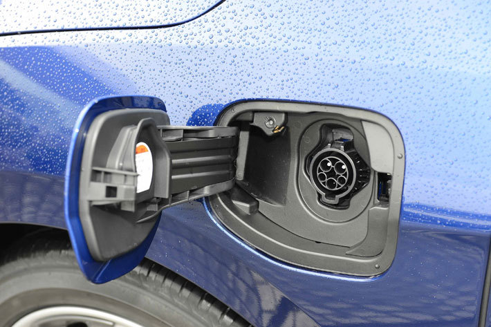 ホンダ 新型クラリティPHEV