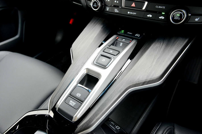 ホンダ 新型クラリティPHEV