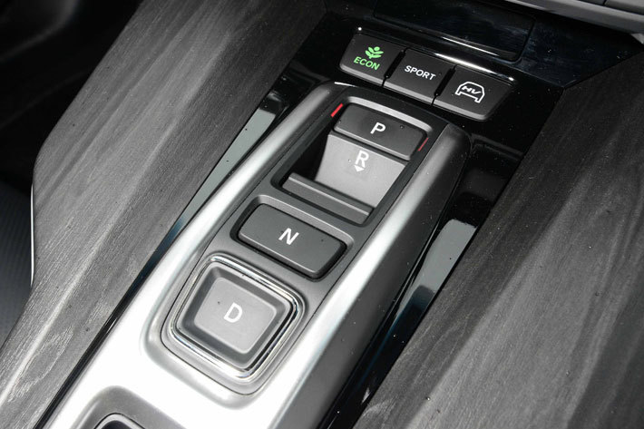 ホンダ 新型クラリティPHEV