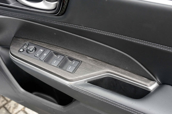 ホンダ 新型クラリティPHEV