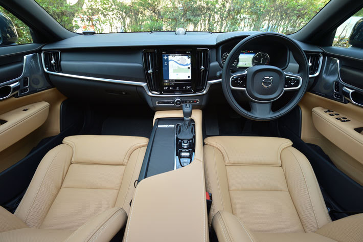 VOLVO V90 Cross Country D4 AWD Summum