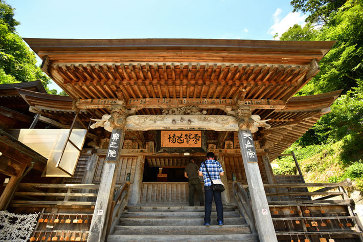 山形・山寺立石寺[VOLVO V90 Cross Country D4 AWD Summum ”奥の細道”試乗]