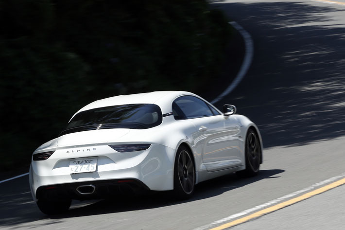 アルピーヌA110試乗