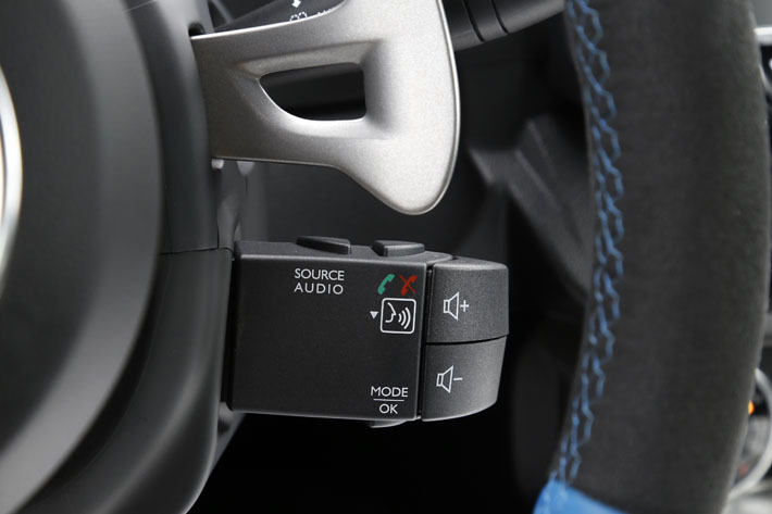 アルピーヌA110試乗