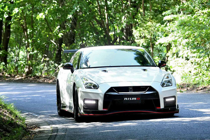 日産 GT-R NISMO ニスモ NアタックパッケージAキット装着車（2017年モデル）