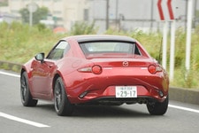 マツダ ロードスターRF