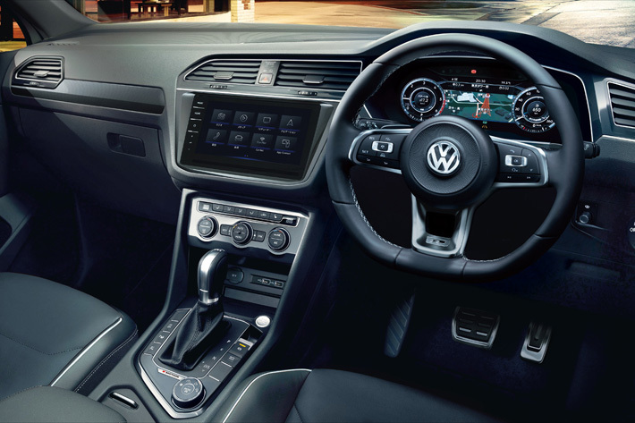 VW ティグアン TDI 4MOTION R-Line