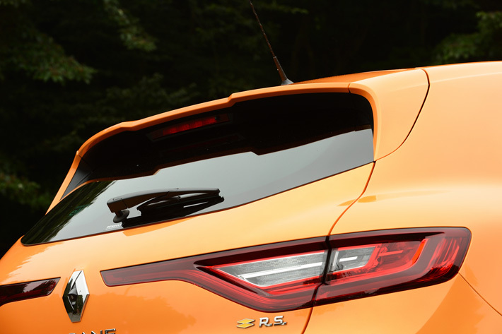 ルノー 新型メガーヌ ルノー・スポール