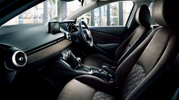 マツダ デミオ XD Mist Maroon