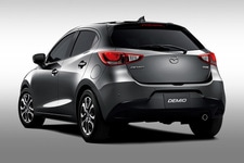 マツダ デミオ XD Mist Maroon