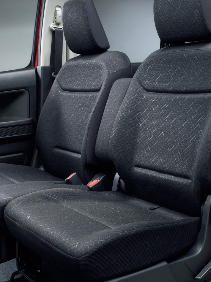 スズキ ワゴンR 25周年記念車 HYBRID FZリミテッド