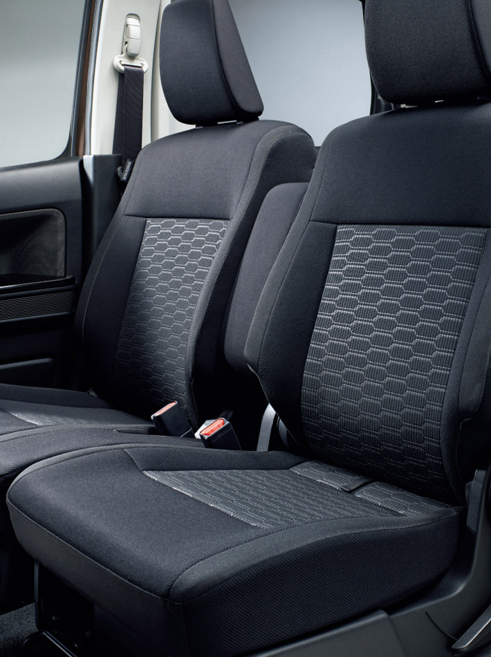 スズキ ワゴンRスティングレー 25周年記念車 HYBRID Xリミテッド