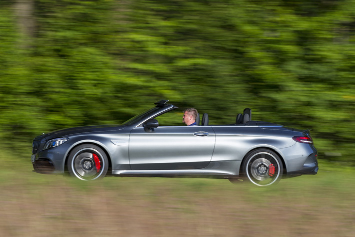 メルセデスAMG C 63 S（カブリオレ）