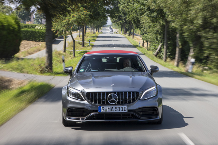 メルセデスAMG C 63 S（カブリオレ）