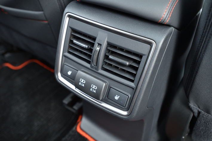 スバル 新型フォレスター X-BREAK（2.5リッターガソリンエンジン）